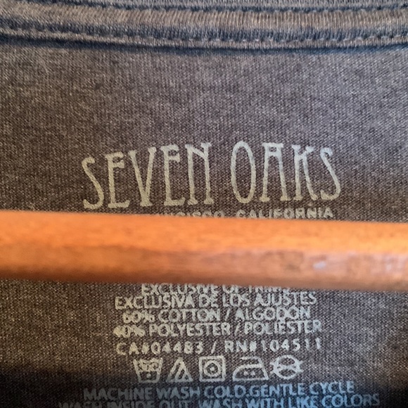 NWOT Light-up Christmas T-shirt - Picture 5 of 7